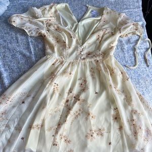 Sweet Storm Cute yellow floral dress